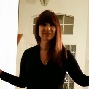 Meet your Posher, Lori